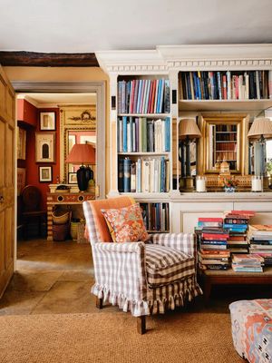 Image post by @_stay_inside on Instagram