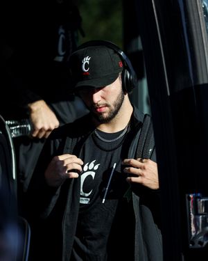 Image post by @gobearcatsfb on Instagram