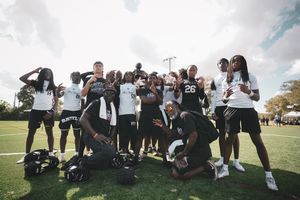 Image post by @pylon7on7 on Instagram