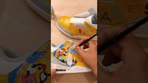 Video post by @dejesuscustomfootwear on YouTube
