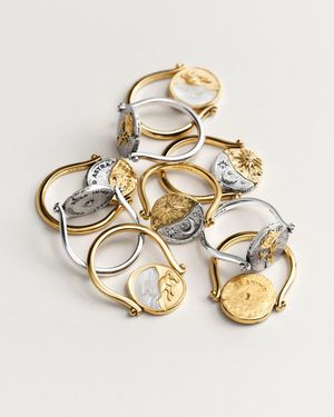 Image post by @theofficialpandora on Instagram
