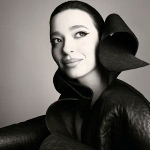 Image post by @vogueitalia on TikTok