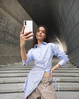 Image post by @samsungmobile on Instagram