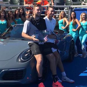 Image post by @usta on Instagram