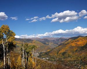 Image post by @vailmtn on Instagram