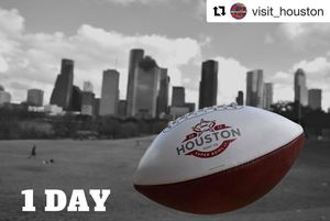 Image post by @housuperbowl on Instagram