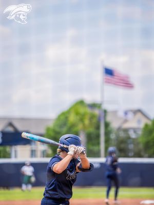 Image post by @csubucssoftball on Instagram