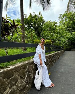Image post by @stylishlysolomon on Instagram