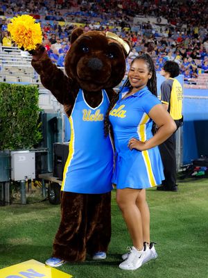 Image post by @uclaspiritsquad on Instagram