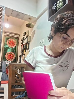 Image post by @me.yamini on Instagram