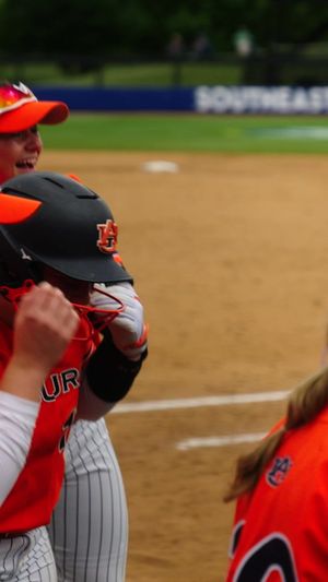 Video post by @AuburnSoftball on Facebook