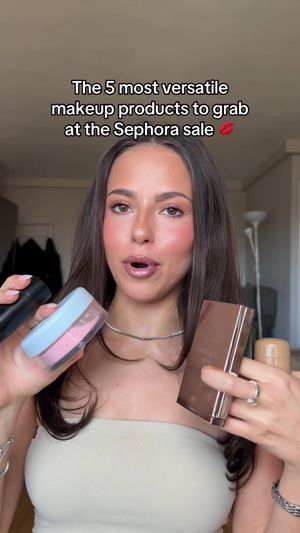 Video post by @anyaweitz on TikTok