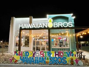 Image post by @hawaiianbros on Instagram