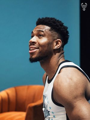 Image post by @giannis_an34 on Instagram