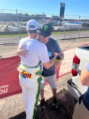 Image post by @KurtBusch on Twitter