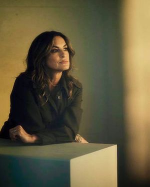 Image post by @therealmariskahargitay on Instagram