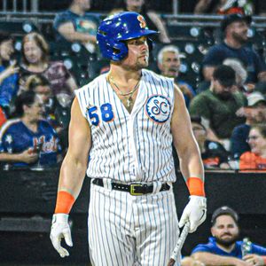 Image post by @syracusemets on Instagram