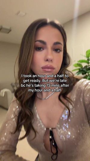 Video post by @anyaweitz on TikTok