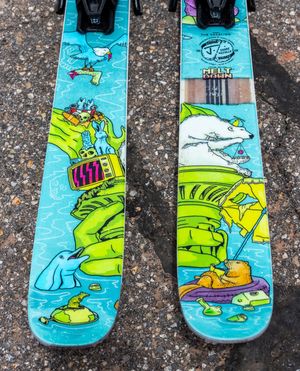 Image post by @j_skis on Instagram