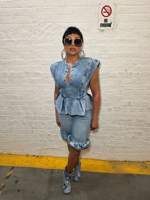 Image post by @tarajiphenson on Instagram