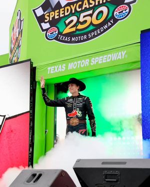 Image post by @texasmotorspeedway on Facebook