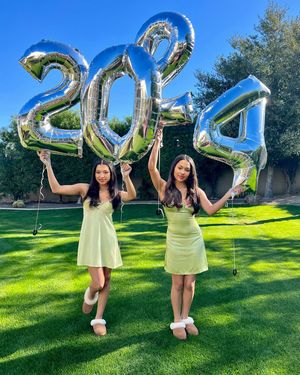 Image post by @anaismirabelle on Instagram