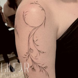 Image post by @christina.lineartattoo on Instagram