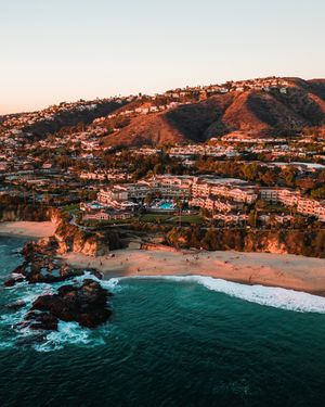 Image post by @montagelaguna on Instagram