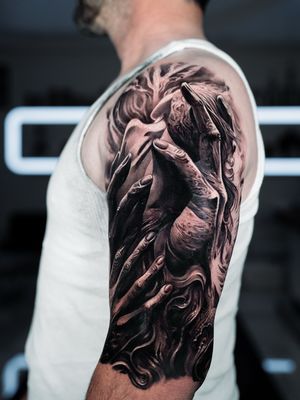 Image post by @skindesigntattoos on Instagram