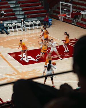 Image post by @santaclarawbb on Instagram