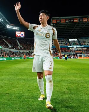 Image post by @hm_son7 on Instagram