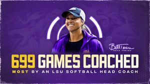 Image post by @LSUsoftball on Twitter