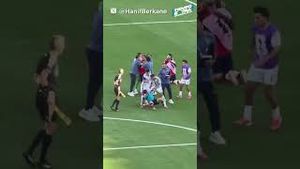 Video post by @laopinionla on YouTube