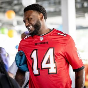 Image post by @vanessawenzlphotography on Instagram