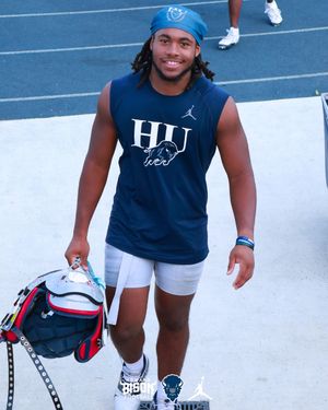 Image post by @hubisonfootball on Instagram