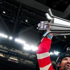 Image post by @howtohockey on Instagram