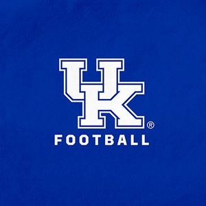 Image post by @FIHSFOOTBALL on Twitter