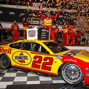 Image post by @joeylogano on Instagram