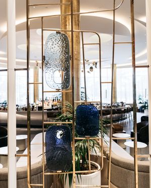 Image post by @fontainebleaumiamibeach on Instagram