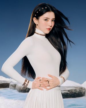 Image post by @ellehongkong on Instagram