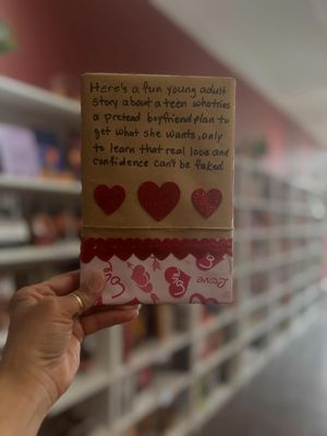 Image post by @honeyandhuebookstore on Instagram