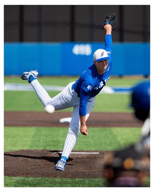 Image post by @capturesbydylan on Instagram