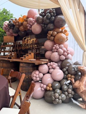 Image post by @majesticinglewoodpartyrentals on Instagram