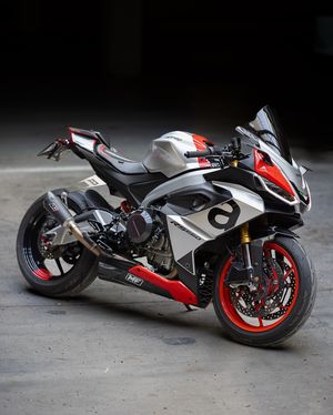 Image post by @quadlockmoto on Instagram