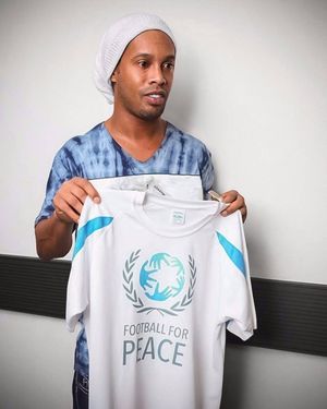 Image post by @ronaldinho on Instagram