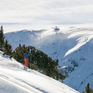 Image post by @skitaos on Instagram