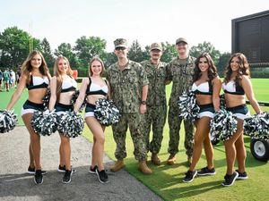 Image post by @eaglescheer on Instagram