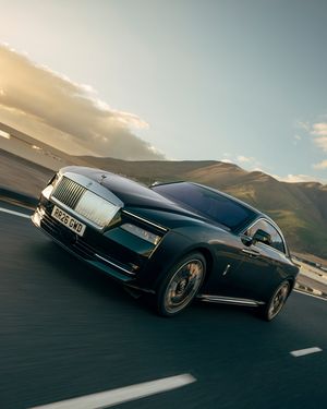 Image post by @rollsroycecars on Instagram