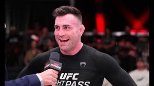 Video post by @UFC FIGHT PASS on YouTube