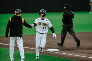 Image post by @UIBaseball on Twitter